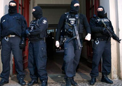إجراءات أمنية مشددة بمدينة بريمين الألمانية تحسبا لتهديدات إرهابية 